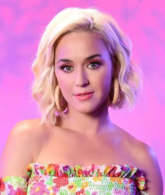 Katy Perry - Coming Soon in UAE